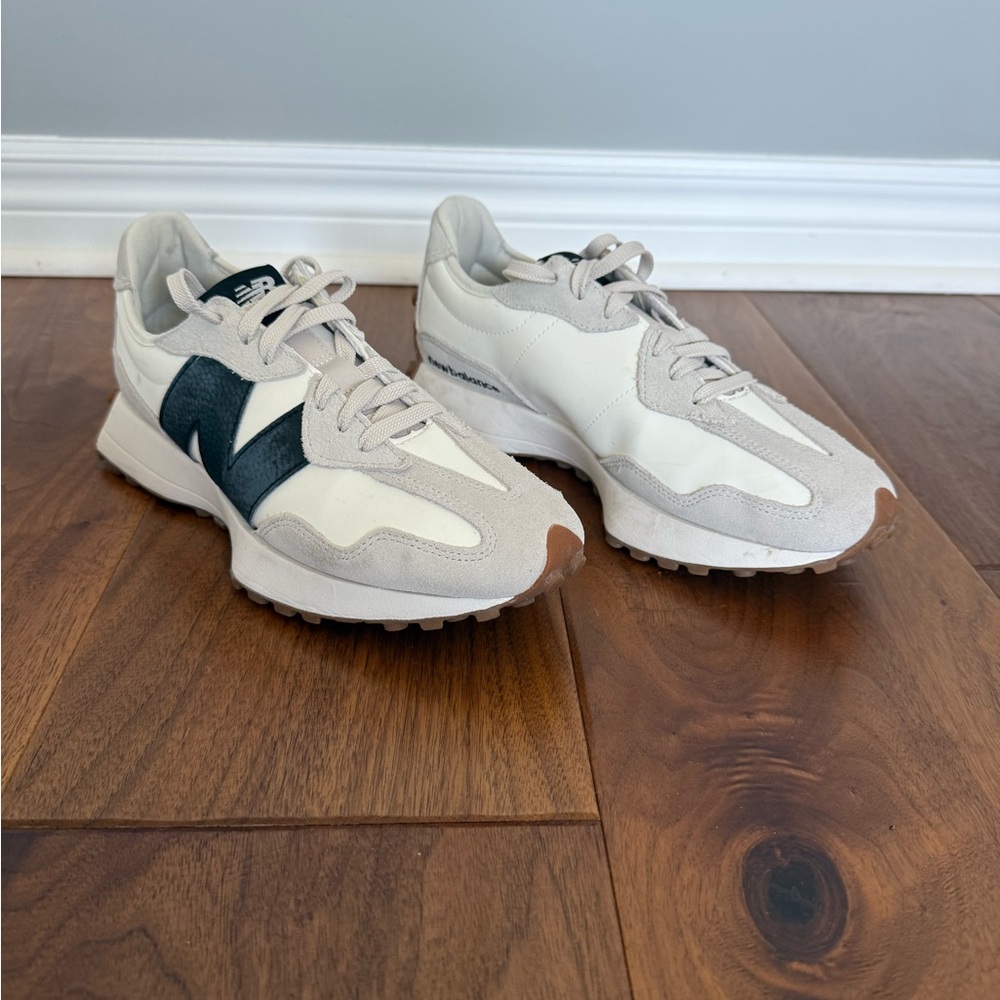 New Balance Cream and Black Athletic Shoes Retro Style